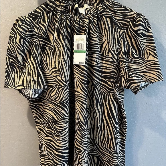 Michael Kors Animal Print Top - Picture 2 of 6